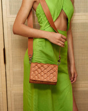 Lola Crossbody - Cognac Pirarucu